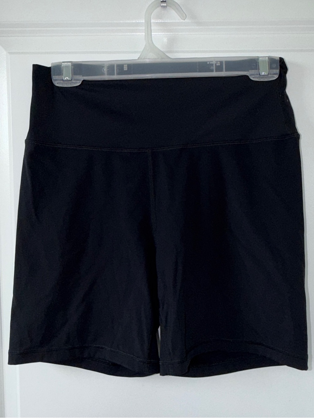 CRZ YOGA Black High Waisted Biker Shorts Size L 6”